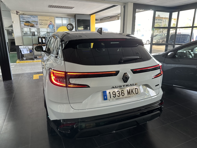 Renault Austral Techno Etech-Full Hybrid 200cv foto 4